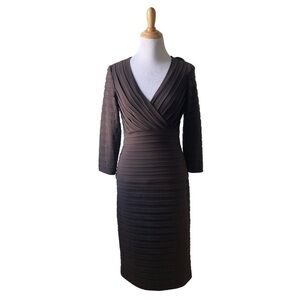 Tadashi Collection Banded Shutter Pleat V Neck Dress Small OM70318M
